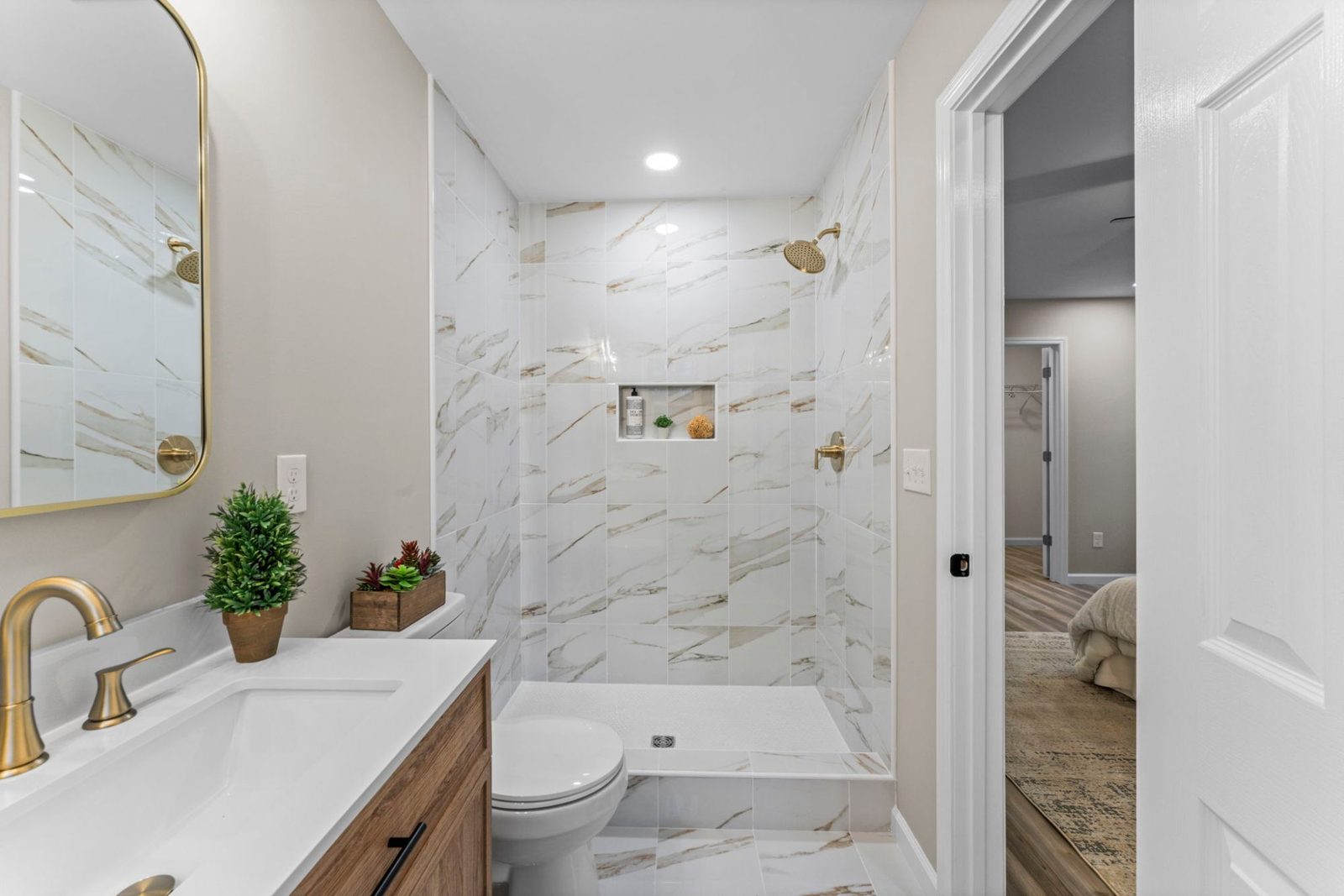 1535 Springfield Hwy #A, Goodlettsville: bathroom
